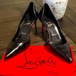 Louboutin crocodile print, pointed heel